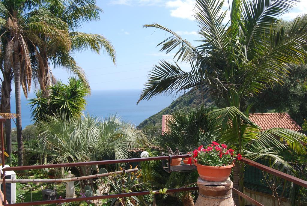 Holidaysora Taormina - Il Giardino Di Graziella Екстериор снимка