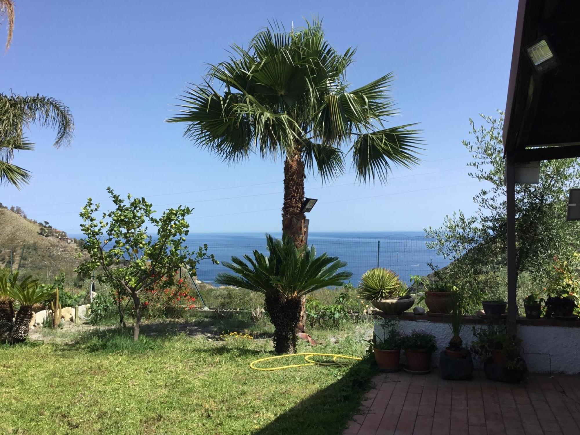 Holidaysora Taormina - Il Giardino Di Graziella Екстериор снимка