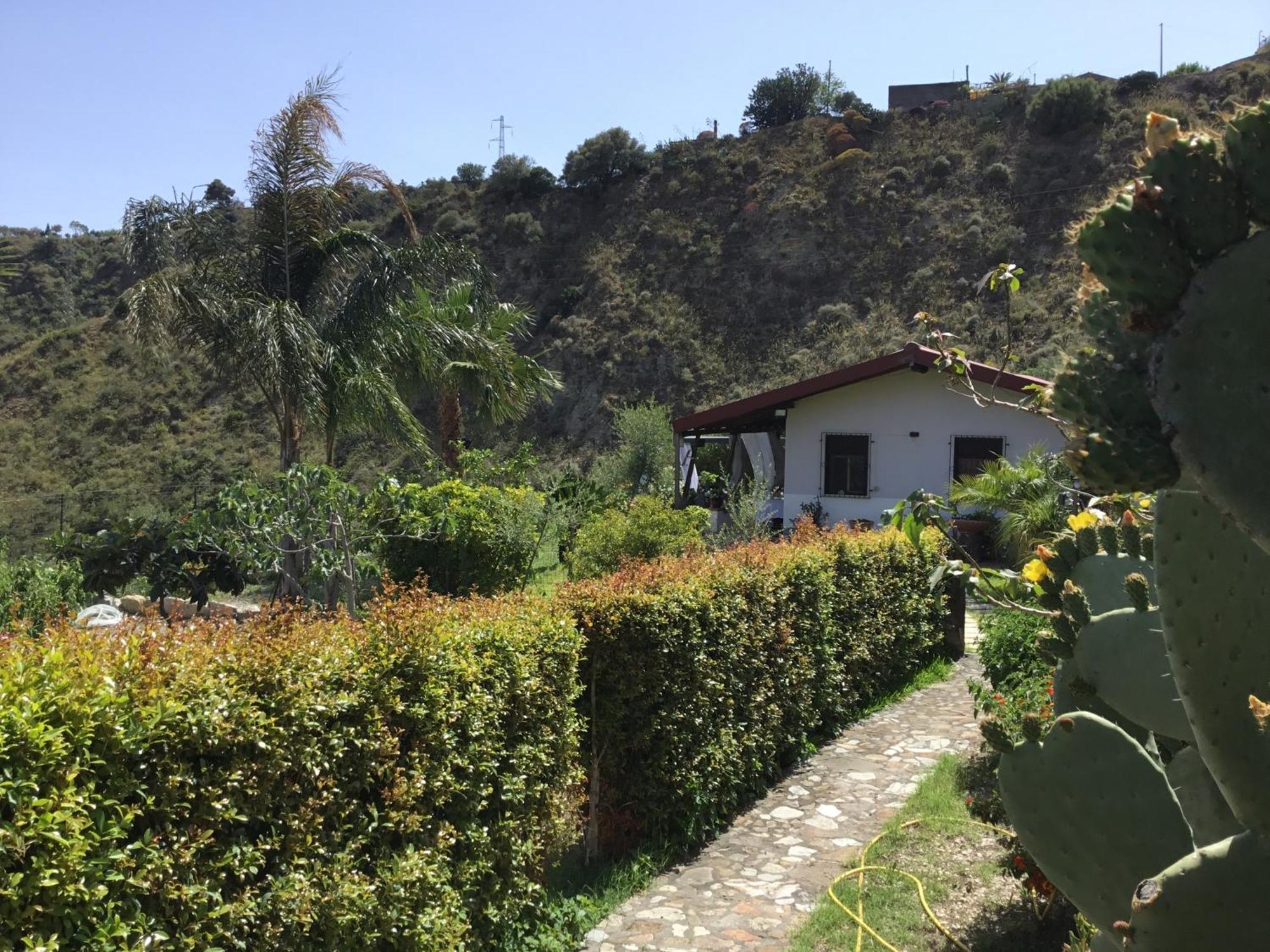 Holidaysora Taormina - Il Giardino Di Graziella Екстериор снимка