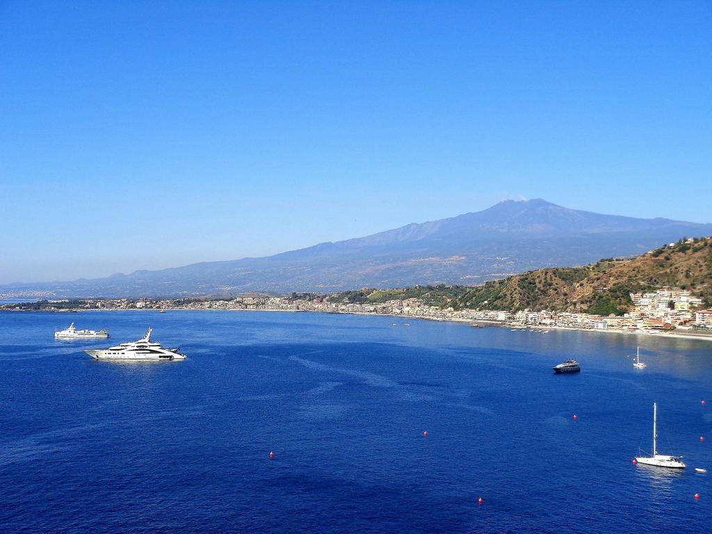 Holidaysora Taormina - Il Giardino Di Graziella Екстериор снимка